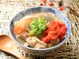 トマト豚汁（佐藤とん汁店 大門店）