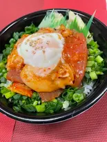 キム玉ユッケ丼（魚丼 福島店）