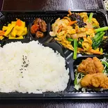 木耳と玉子炒め弁当(手作り餃子 西遊記 マーラータン)