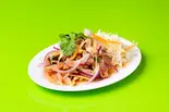 タイ発酵ソーセージサラダ Thai fermented sausage salad（ガパオカオゲーン）