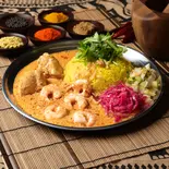 シュリンプスパイスカレー 【チキン付き】Spicy Prawn Curry（スリランカ スパイスカレー 天満店 Sri Lanka Spice Curry）