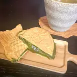 濃厚抹茶たい焼き1個（浅草たい焼き工房 求楽）