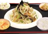 肉の野菜炒め（美味しい屋 甘味処 The sweet）