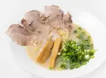 塩豚骨ら～めん（醤油豚骨ら〜めん小松）