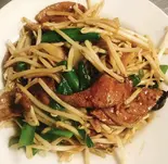 ニラレバ（天鴻餃子房 九段店）