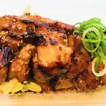 豚カルビ（ホルモン焼はんまだん）
