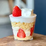 カップゴルチャショートケーキ（ショートケーキ専門店ゴールデンチャイルドカフェ）