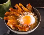 豚トロスタミナガーリック丼 Pork Jowl Stamina Garlic Rice Bowl（大阪焼肉丼せんば 栄店）