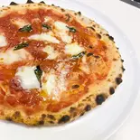 水牛モッツァレラチーズのマルゲリータ（ピッツァのおいしいお店 YeS[エス]）