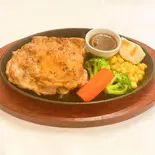グリルチキンチキンセット (ライス・サラダ付き)（サフラン）