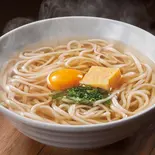 月見うどん 【大盛】 【生卵】 (スープ別添え)≪1915≫(デリズ上目黒店)
