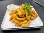 柔らかい豚もも肉唐揚げ・軟炸里脊(小尾羊 薬膳しゃぶしゃぶ 巣鴨店)