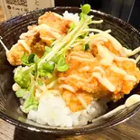 唐揚げ丼（麺はともあれ）
