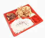 豚軟骨トロ煮＆唐揚げ弁当（カラビ東京）