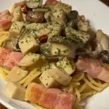 燻製ベーコンのペペロンチーノパスタ(喫茶&BAR とのっず)