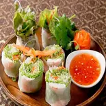 海老アボカド春巻き Shrimp & Avocado Fresh Roll(タイ・インド料理のお店 ALMOND TREE)