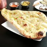 ガーリックナン Garlic Naan(インド・ネパール料理GANDHIJI)