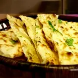 バターナン Butter Naan（Raj Ganesha）