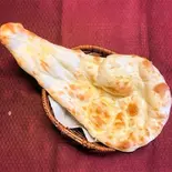 バターナン Butter Naan（【本格インドカレー】ハングリーアイHungry Eye）