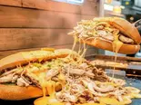 ホワイト・チキン・フィリー (Chicken Blest Philly)（The Philly Cheese Beast(フィリー・チーズ・ビースト)）