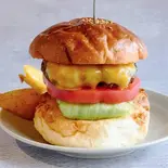 コルビージャックチーズバーガー&フライドポテト(9 Hamburger & Dining Bar)