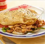 Chicken Kebab Sando 	チキンケバブサンド ( HALAL) トルコ料理（トルコ料理ボスボラスハサン市ヶ谷店）