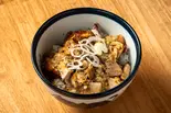 アブラ豚めし（中華そばの店 みのひ）