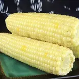 蒸白粘玉米 2个（友誼食府 立川店）
