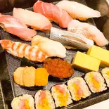向お任せ握り極上 10貫巻物1本（鮨 向）