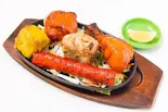 ミックスタンドリー(Mix Tandoori)（KHUKURI）