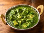 アルーほうれん草カレー Aloo Sag Curry（インド料理 ハリパリワール西天満店）