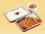 ダブルロースかつ弁当(かつ丼のかつさと 多摩センター店)