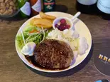 牛ハンバーグプレート（Craft Beer Bar BRONX）