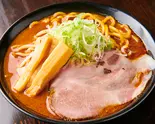 炎の激辛味噌らーめん(激辛)(味噌ラーメン 茜ノ舞/濃厚担々麺 葵)