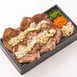 霜降り牛タン弁当（西大井精肉店）