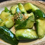 やみつキュ~リ(牛タン焼・ビビンバ丼・サラダボウルがうまい // 牛タン侍 江坂本店)