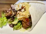 相性抜群！「ジャークチキンのチーズ焼きケバブロール」（DININGBARhaon）