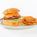 スパイシーベーコンチーズバーガー（MARY BURGER 都立家政店）