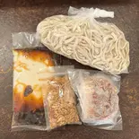 冷凍汁なし（ぶたけん。）