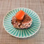 卵黄しょうゆ漬け（mitoho onigiri kitchen）