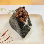 肉そぼろ（西早稲田『おにぎり屋かわしま』）