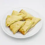 チーズナン（アジャンキチン カンティプル）