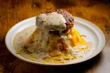 ポルチーニホワイトハンバーグチーズオムライス White Sauce Omelet Rice with Hamburger Steak and Cheese(【カラダが喜ぶオムライスCafe】Egg House~南阿佐ヶ谷店~)
