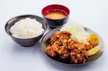 元祖キッシーの鶏からあげ弁当(唐揚げ4個入り、みそ汁付)（きしから六甲道店）
