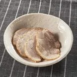 チャーシュー(4枚)（魚介と豚骨のWスープが決め手！ つけ麺 総本山 無双 博多店）
