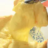 チーズナン Cheese Naan（【1日500食売れる本場カレー】トップスパイス Top Spice 高田馬場店）