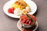 味玉のせ激辛！鶏のチリチリ赤カリー（カレーは飲み物。 秋葉原店）