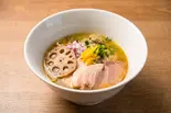 煮干しと貝の冷やしらぁ麺（【毎月コラボ限定麺掲載中！】ミタバラボ）