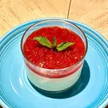 いちごのパンナコッタ Strawberry Panna Cotta(Cafe Yellow)