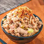 【満足】ガリバタ豚丼肉大盛+濃厚！ちょいカレー付き(お肉400g) Garlic Butter Pork Rice Bowl + Rich curry（激盛り豚丼 メガトン 江古田店）